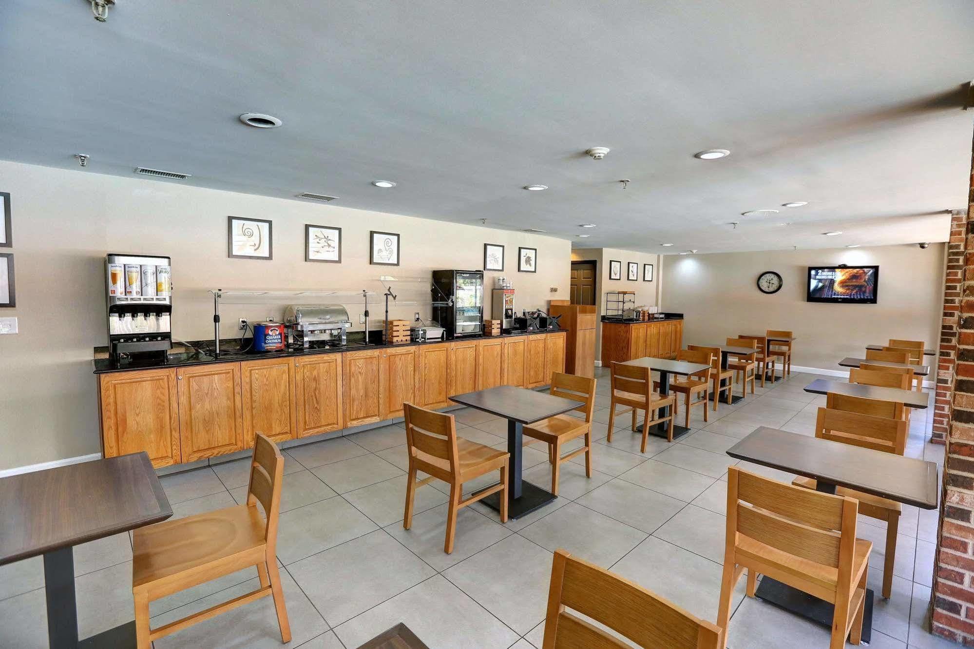 Country Inn & Suites By Radisson, Charlotte I-85 Airport, Nc Extérieur photo